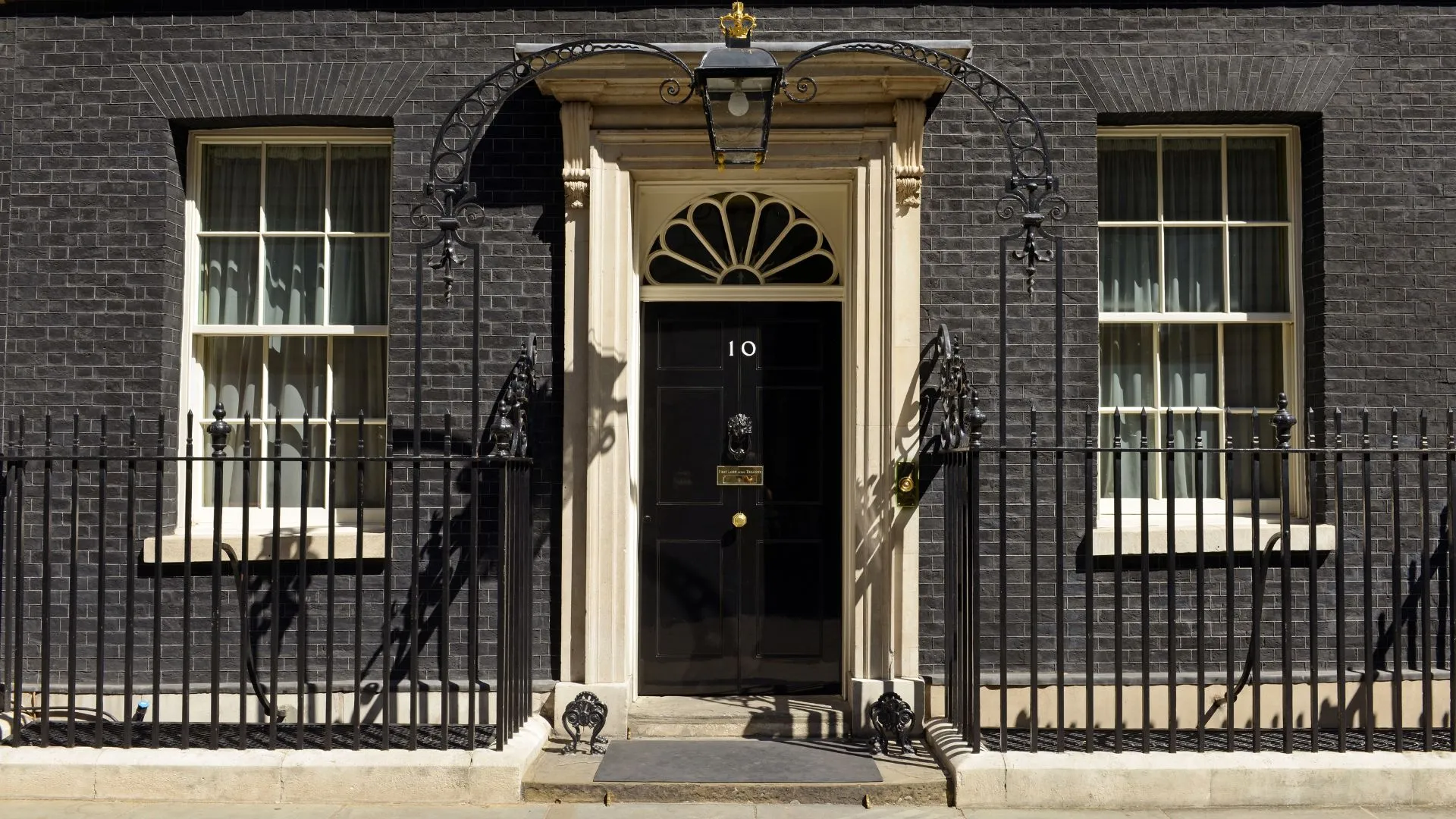 10 Downing Street